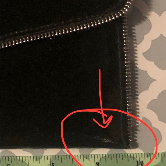 Sleek & Edgy Envelope Clutch in Graphite Black/Grey & Silver Metal - Picture 5 of 7